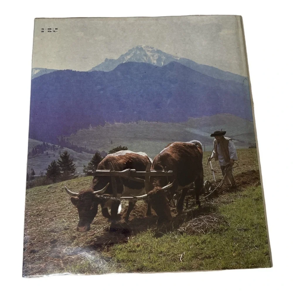 L'ud Oravy v Minulosti. Vydavatelstvo Osveta Hardcover Book - Picture 2 of 9